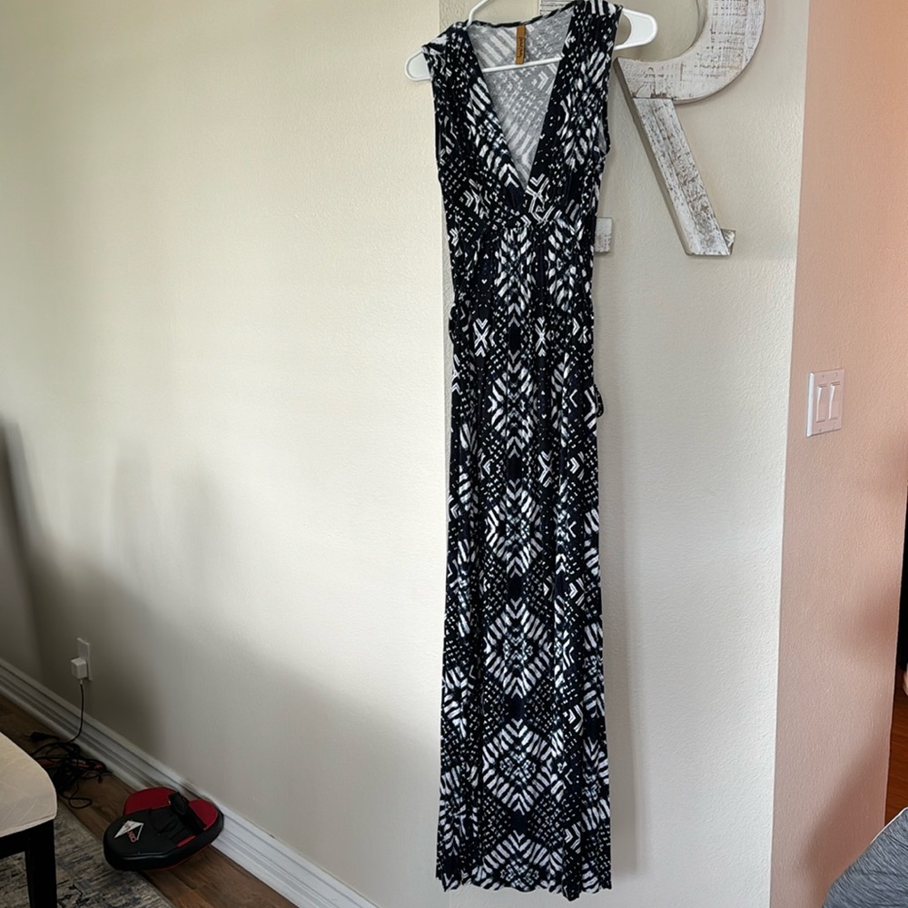 Rachel Pally Dark Blue and White Dress